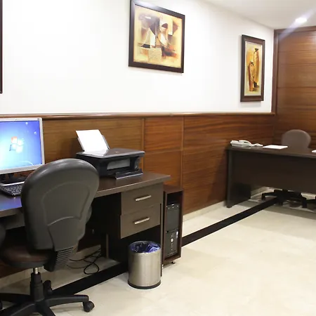 كراون بلازا فندق 5*
