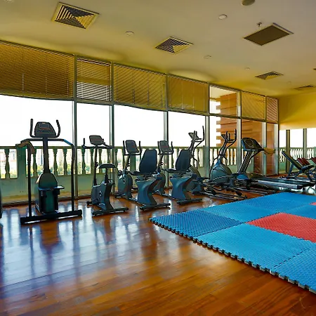 Crowne Plaza By Ihg Otel 5*